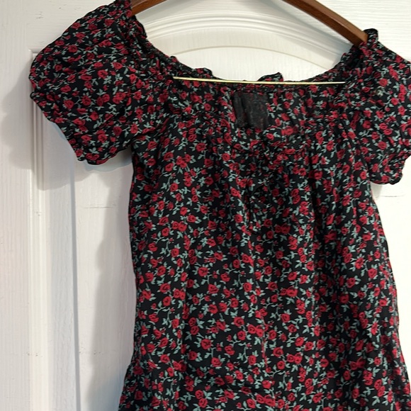 Reformation Kirsten Top in Mabel - Picture 7 of 7